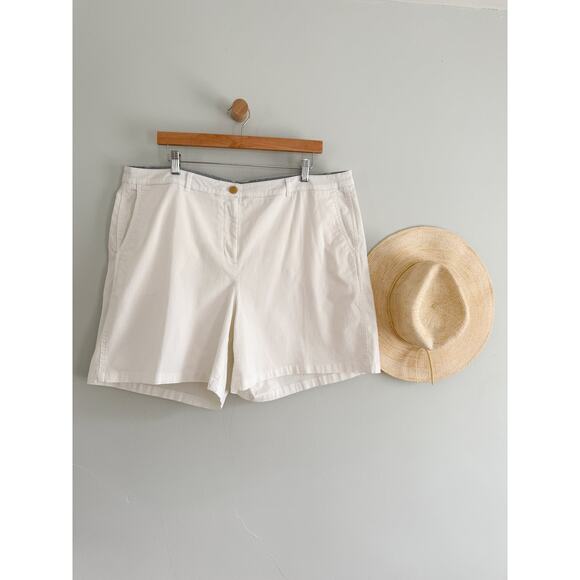 J.Crew | NWT 7" heritage chino short in White | Sz 18 - Picture 2 of 10